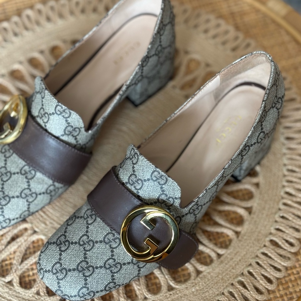 GUCCI loafers comfortable leather canvas shoes